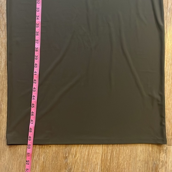 Aritzia Wilfred Botanist Dress in Dark Olive Green Size Large L Midi EUC - Picture 9 of 11